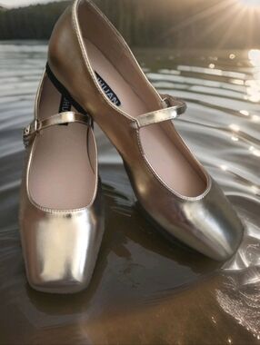 Gold Chuhuan Mary Jane Ballet flats faux Leather size Us 8.5/ 40.